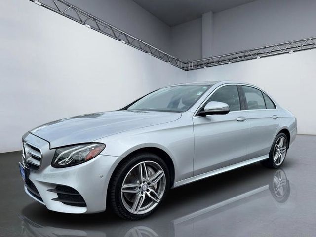2017 Mercedes-Benz E-Class E 300 Luxury 4MATIC Sedan - 23078796 - 10