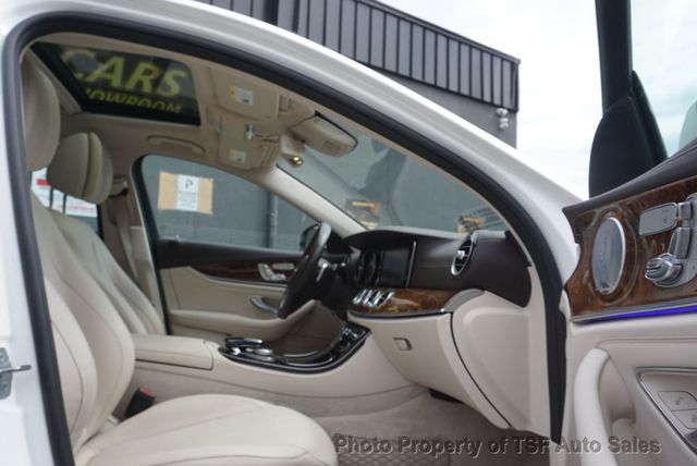 2017 Mercedes-Benz E-Class E 300 Luxury 4MATIC Sedan PEMIUM 2 PKG MASSAGE/DYNAMIC SEATS  - 23007124 - 10