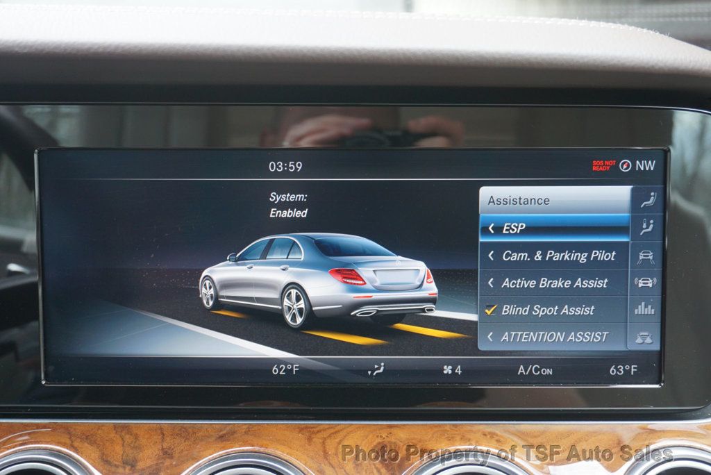 2017 Mercedes-Benz E-Class E 300 Luxury 4MATIC Sedan PEMIUM 2 PKG MASSAGE/DYNAMIC SEATS  - 23007124 - 26