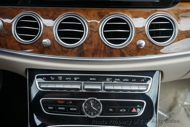 2017 Mercedes-Benz E-Class E 300 Luxury 4MATIC Sedan PEMIUM 2 PKG MASSAGE/DYNAMIC SEATS  - 23007124 - 28