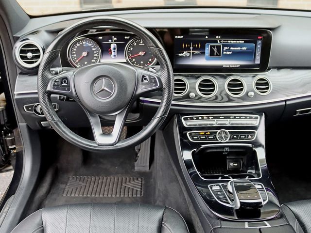 2017 Mercedes-Benz E-Class E300 Sport 4MATIC Premium / Burmester Sound Package - 23095089 - 11