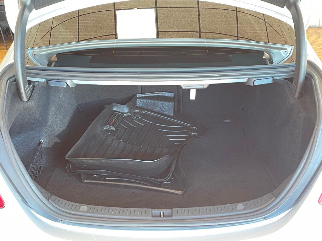 2017 Mercedes-Benz E-Class E 300 Sport 4MATIC Sedan - 22938197 - 24