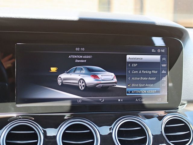 2017 Mercedes-Benz E-Class E 300 Sport 4MATIC Sedan - 23025796 - 18