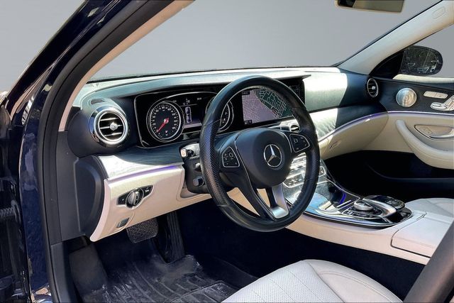 2017 Mercedes-Benz E-Class E 300 Sport 4MATIC Sedan - 23004043 - 10