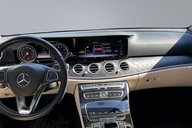 2017 Mercedes-Benz E-Class E 300 Sport 4MATIC Sedan - 23004043 - 24