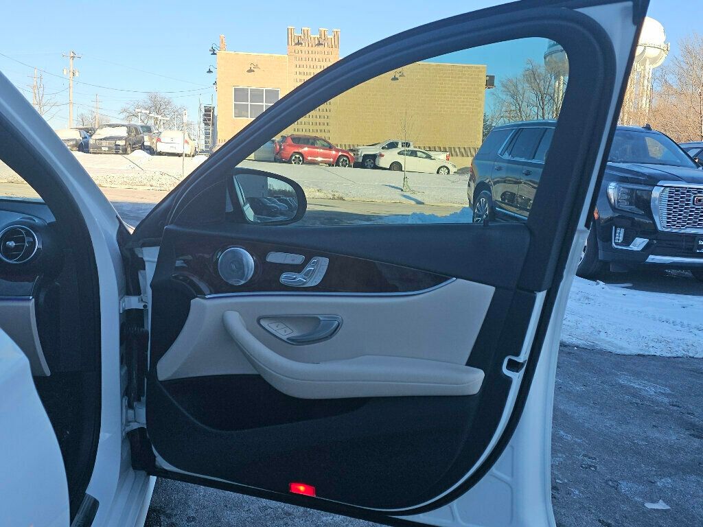 2017 Mercedes-Benz E-Class E 300 Sport 4MATIC Sedan - 22969941 - 20