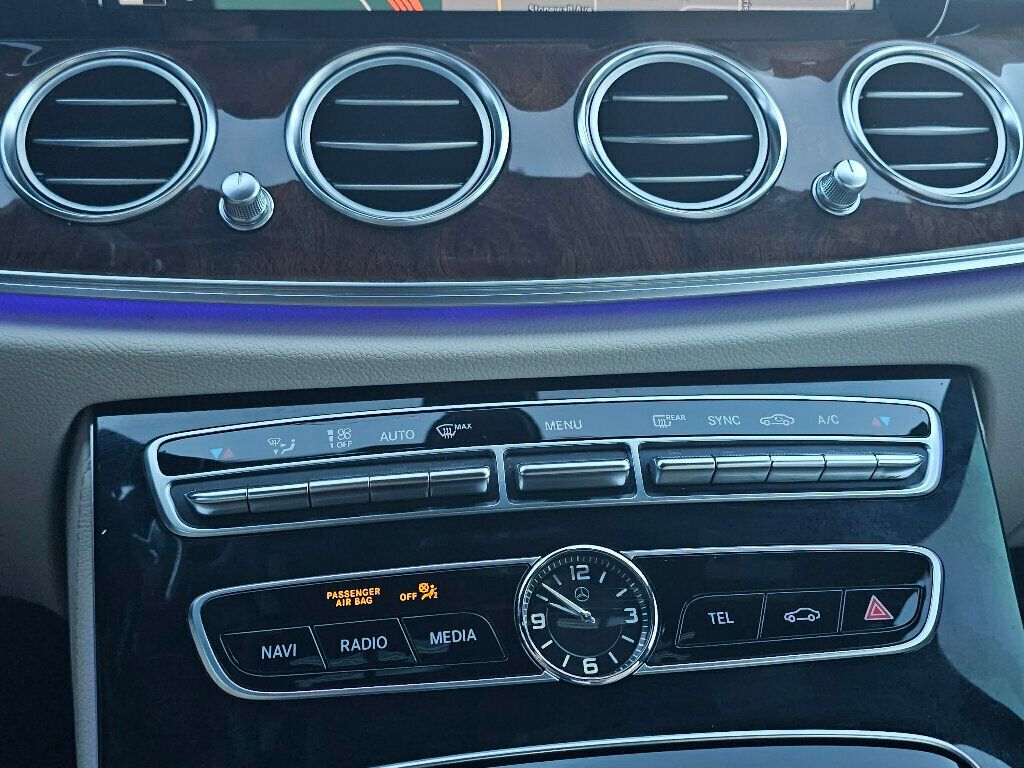 2017 Mercedes-Benz E-Class E 300 Sport 4MATIC Sedan - 22969941 - 29