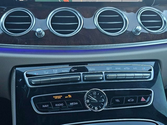 2017 Mercedes-Benz E-Class E 300 Sport 4MATIC Sedan - 22969941 - 29