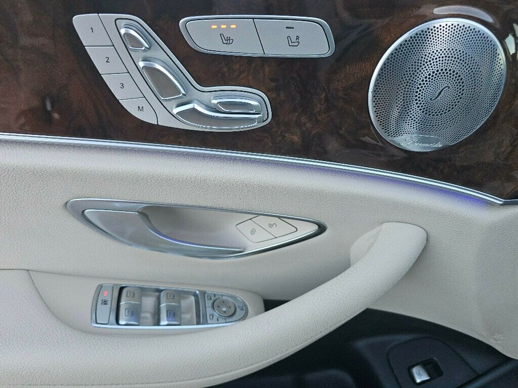 2017 Mercedes-Benz E-Class E 300 Sport 4MATIC Sedan - 22969941 - 36