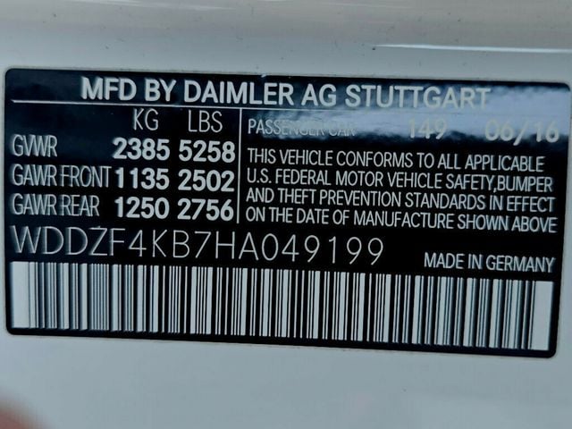 2017 Mercedes-Benz E-Class E 300 Sport 4MATIC Sedan - 22969941 - 48