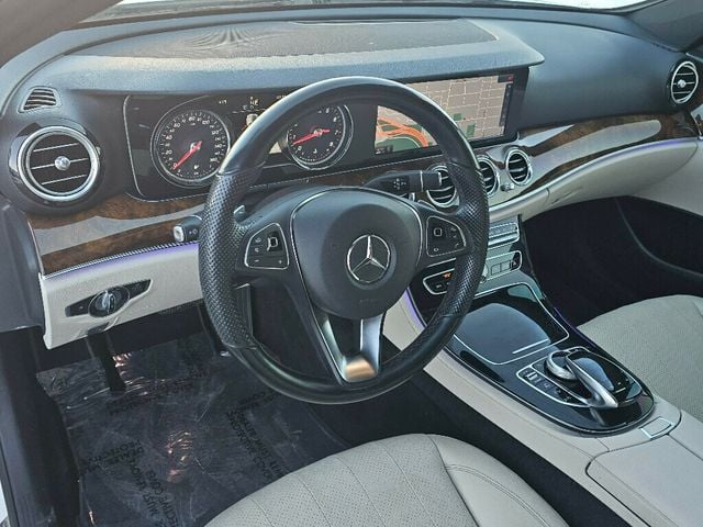 2017 Mercedes-Benz E-Class E 300 Sport 4MATIC Sedan - 22969941 - 8