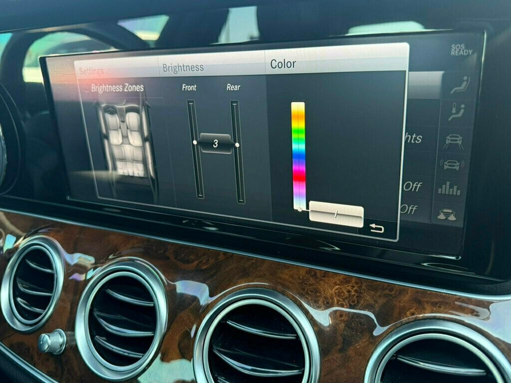 2017 Mercedes-Benz E-Class E 300 Sport 4MATIC Sedan - 23008158 - 26