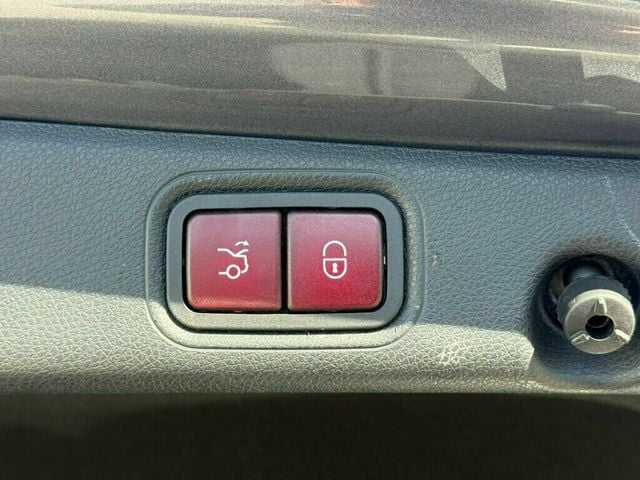 2017 Mercedes-Benz E-Class E 300 Sport 4MATIC Sedan - 23008158 - 40