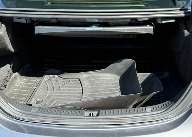 2017 Mercedes-Benz E-Class E 300 Sport 4MATIC Sedan - 23008158 - 41