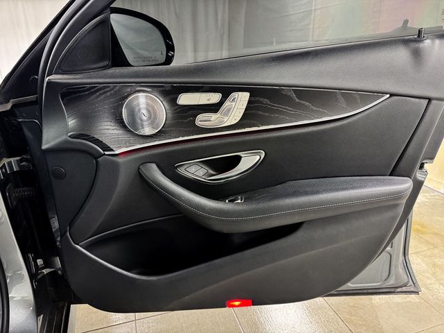 2017 Mercedes-Benz E-Class E 300 Sport 4MATIC Sedan - 22994099 - 17