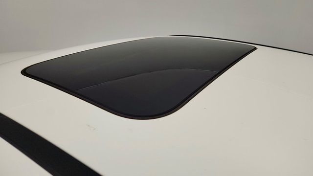 2017 Mercedes-Benz E-Class E 300 Sport 4MATIC Sedan with Premium 1 Package & Burmester SS - 22968503 - 9