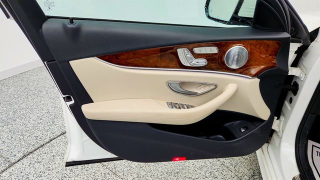 2017 Mercedes-Benz E-Class E 300 Sport 4MATIC Sedan with Premium 1 Package & Burmester SS - 22968503 - 10