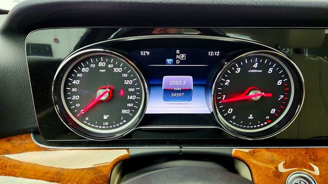 2017 Mercedes-Benz E-Class E 300 Sport 4MATIC Sedan with Premium 1 Package & Burmester SS - 22968503 - 13