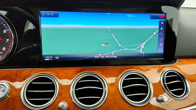 2017 Mercedes-Benz E-Class E 300 Sport 4MATIC Sedan with Premium 1 Package & Burmester SS - 22968503 - 17