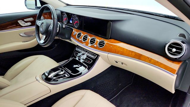 2017 Mercedes-Benz E-Class E 300 Sport 4MATIC Sedan with Premium 1 Package & Burmester SS - 22968503 - 23