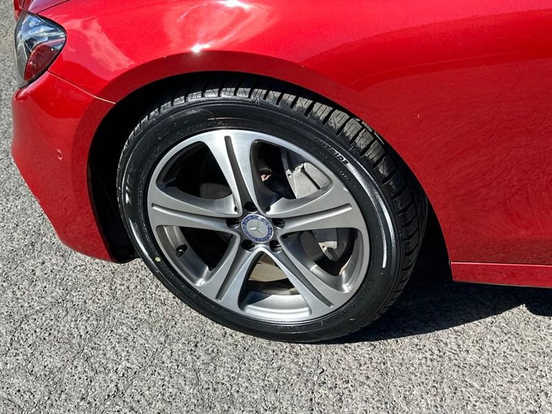 2017 Mercedes-Benz E-Class E 300 Sport RWD Sedan - 22944589 - 10