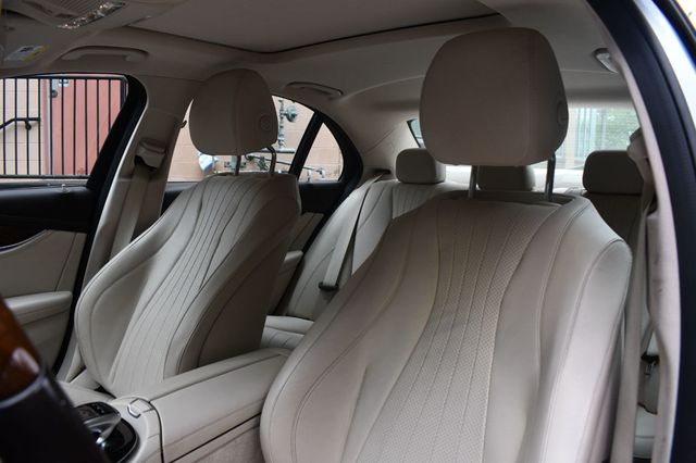 2017 Mercedes-Benz E-Class E 300 Sport RWD Sedan - 23020913 - 16