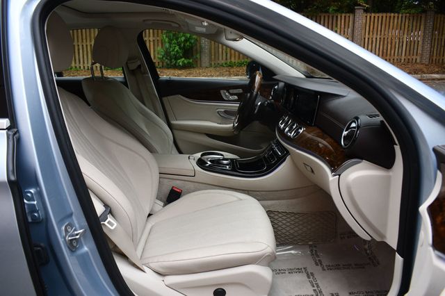 2017 Mercedes-Benz E-Class E 300 Sport RWD Sedan - 23020913 - 20