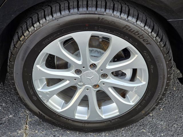 2017 Mercedes-Benz E-Class E 300 Sport RWD Sedan - 22991108 - 32