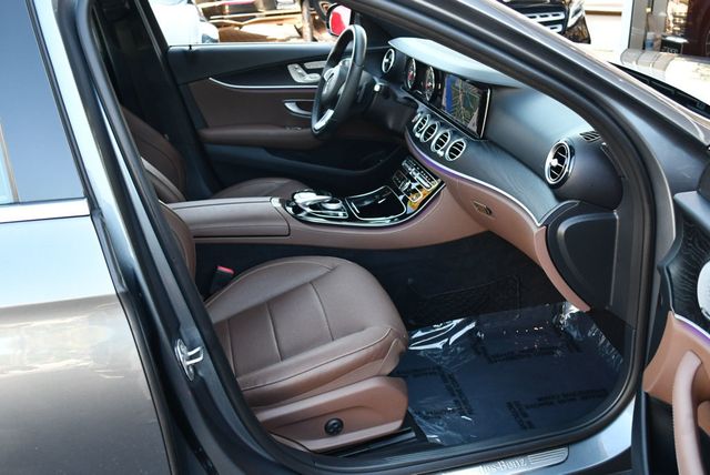 2017 Mercedes-Benz E-Class E 300 Sport RWD Sedan W/P1 and Sport Wheel Packages - 23070779 - 46