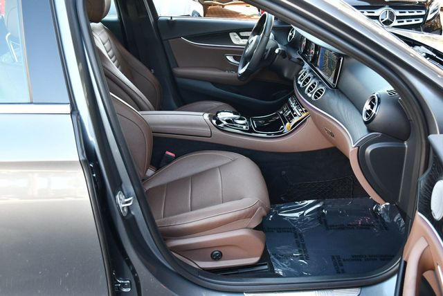 2017 Mercedes-Benz E-Class E 300 Sport RWD Sedan W/P1 and Sport Wheel Packages - 23070779 - 47