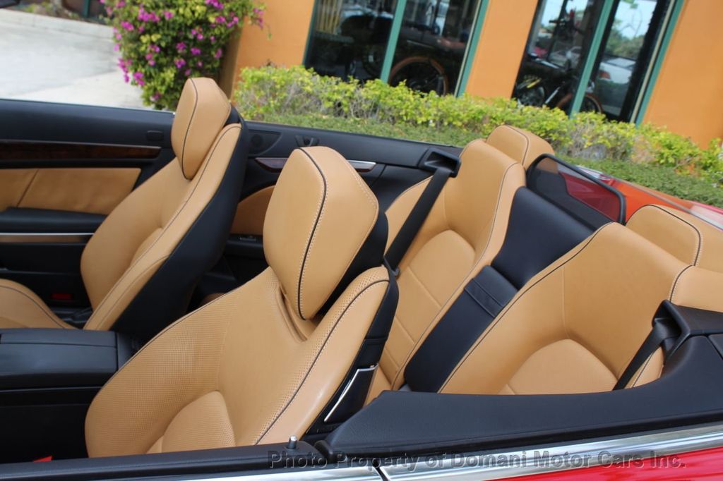 2017 Mercedes Benz E photo 42