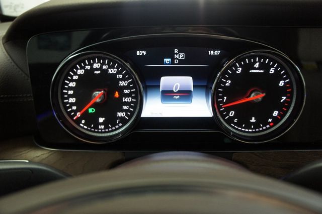2017 Mercedes-Benz E-Class Premium Package 3, Loaded, Stunning Shape! - 23030146 - 37