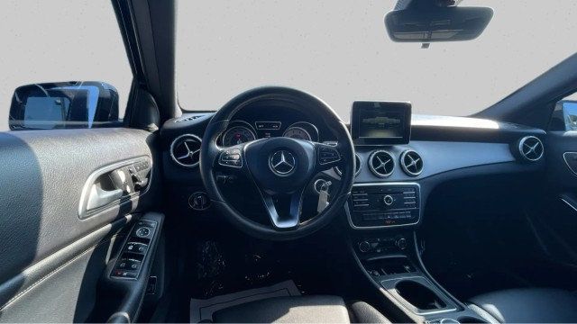 2017 Mercedes-Benz GLA GLA 250 SUV - 23075410 - 9