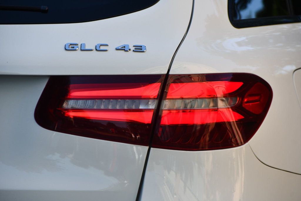 2017 Mercedes Benz GLC AMG 43 4MATIC photo 10