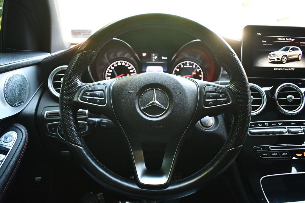 2017 Mercedes Benz GLC AMG 43 4MATIC photo 21