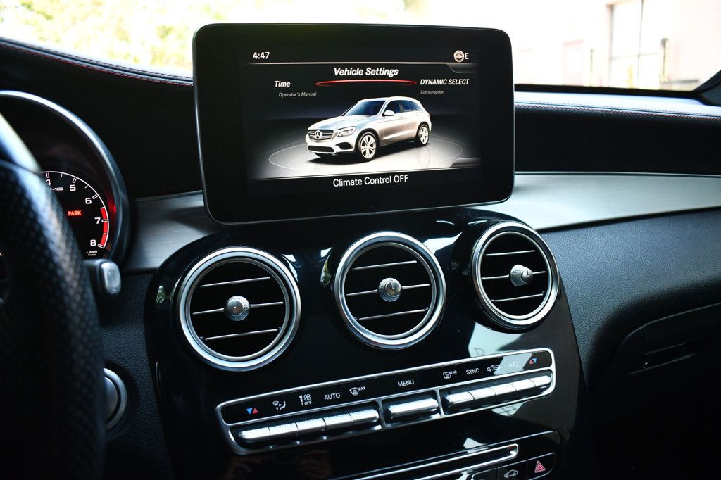 2017 Mercedes Benz GLC AMG 43 4MATIC photo 25