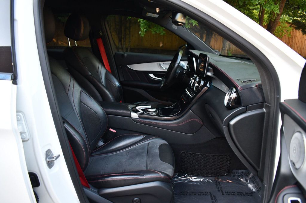2017 Mercedes Benz GLC AMG 43 4MATIC photo 29