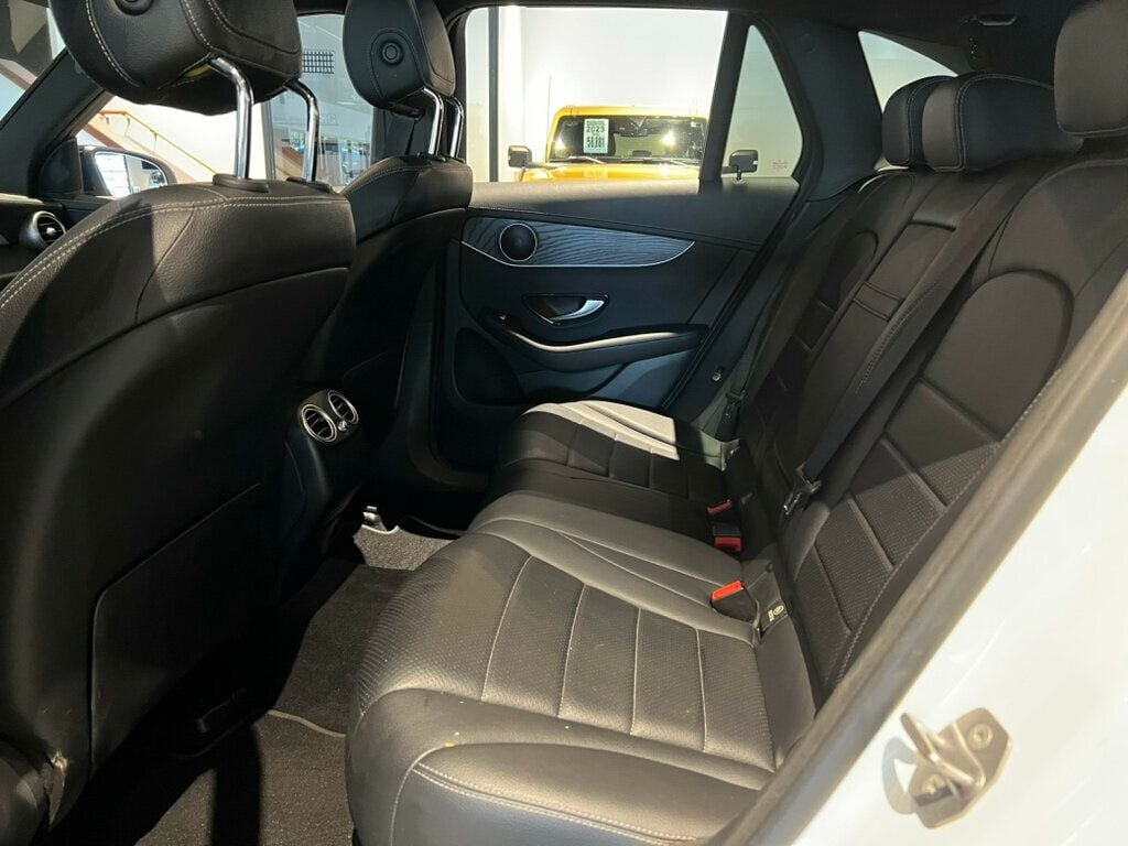 2017 Mercedes-Benz GLC AWD/PremiumPkg/SportPkg/NightPkg/PanoRoof/HtdSeats/20"AMG Wheels - 22910842 - 23