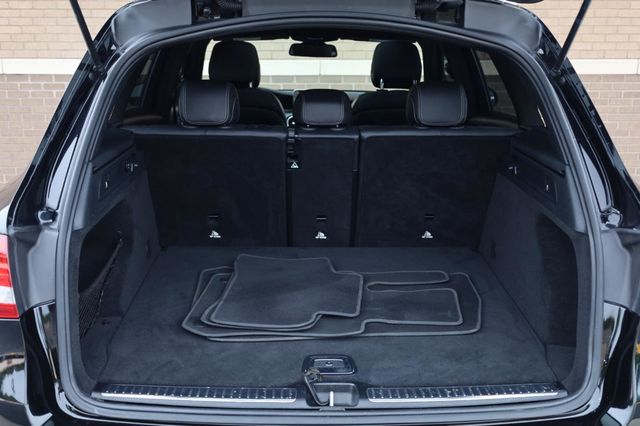 2017 Mercedes-Benz GLC GLC 300 - 23026671 - 9