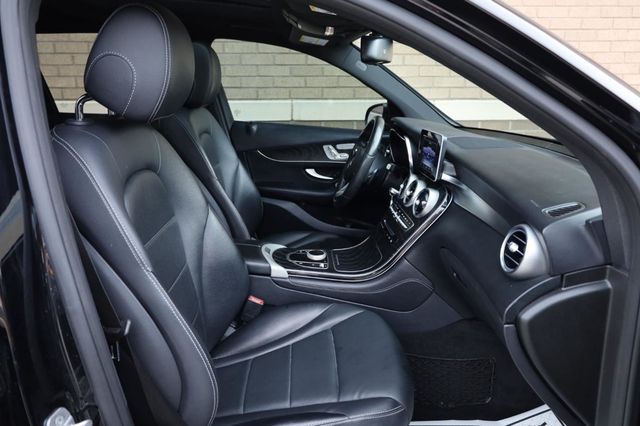 2017 Mercedes-Benz GLC GLC 300 - 23026671 - 23