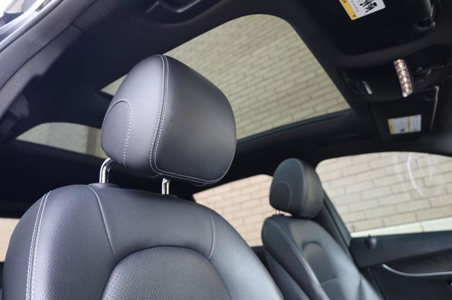 2017 Mercedes-Benz GLC GLC 300 - 23026671 - 24