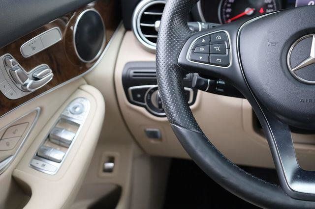 2017 Mercedes-Benz GLC GLC300 - 23048919 - 27