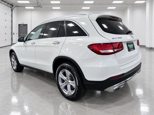 2017 Mercedes-Benz GLC GLC 300 4MATIC SUV - 23091935 - 4