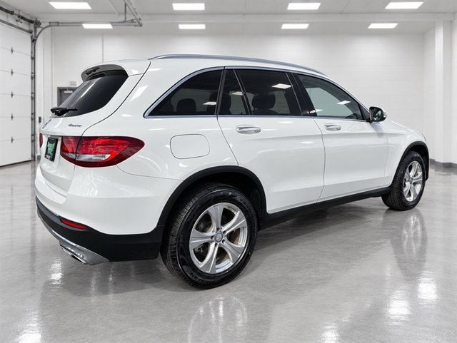 2017 Mercedes-Benz GLC GLC 300 4MATIC SUV - 23091935 - 6