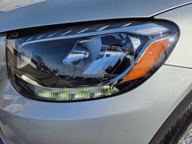 2017 Mercedes-Benz GLC GLC 300 4MATIC SUV - 22993965 - 9