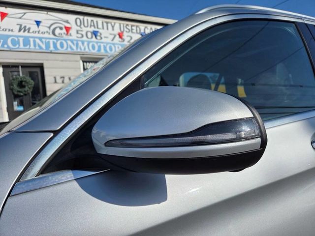 2017 Mercedes-Benz GLC GLC 300 4MATIC SUV - 22993965 - 14