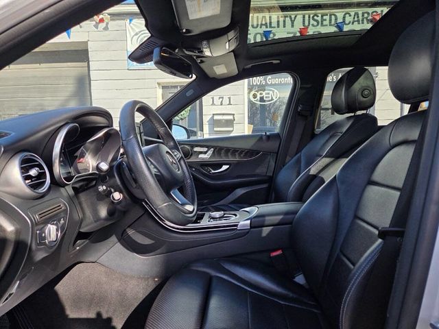 2017 Mercedes-Benz GLC GLC 300 4MATIC SUV - 22993965 - 18
