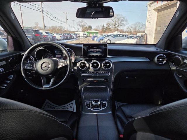 2017 Mercedes-Benz GLC GLC 300 4MATIC SUV - 22993965 - 24