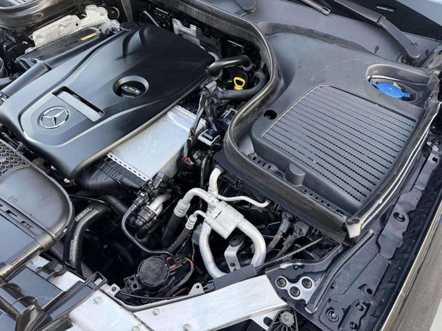 2017 Mercedes-Benz GLC GLC 300 4MATIC SUV - 22986771 - 32