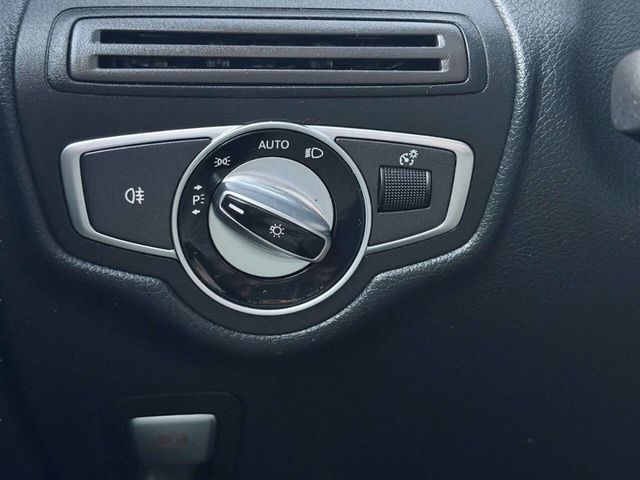 2017 Mercedes-Benz GLC GLC 300 4MATIC SUV - 22986771 - 39